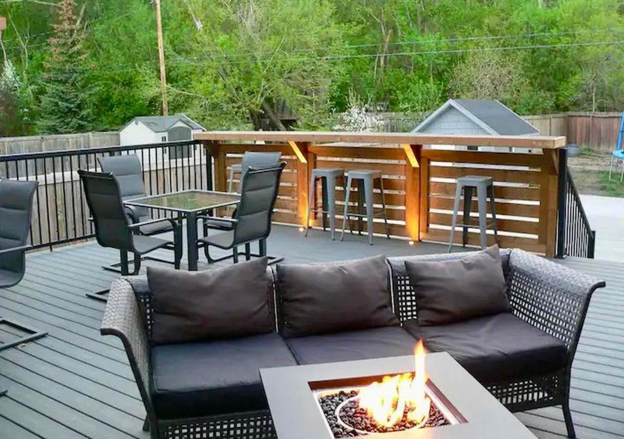 The Park House Retreat With Hot Tub Villa YYC Kültér fotó
